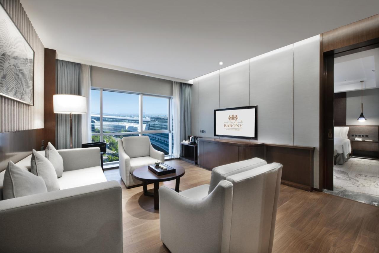 Grand Barony Qingdao Airport Hotel Exterior photo