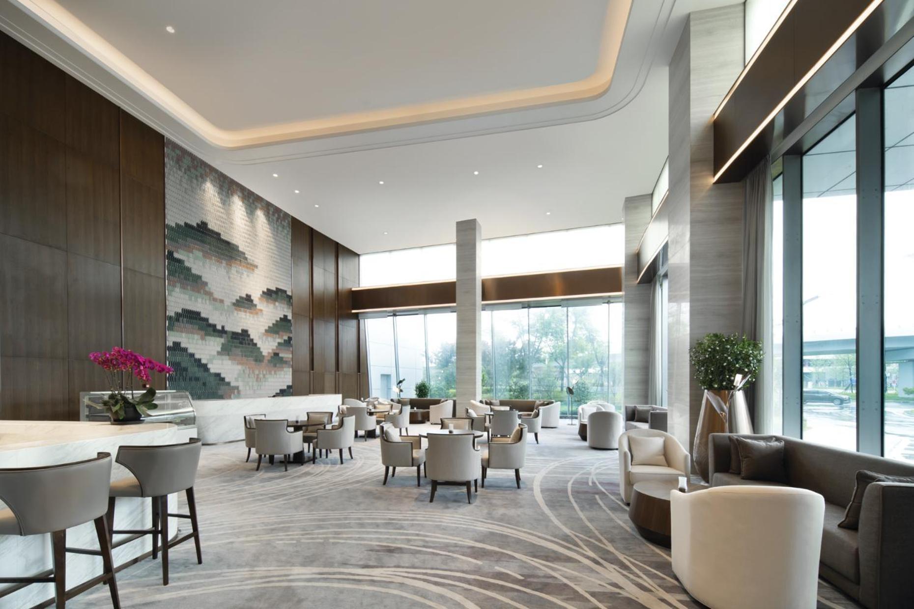 Grand Barony Qingdao Airport Hotel Exterior photo
