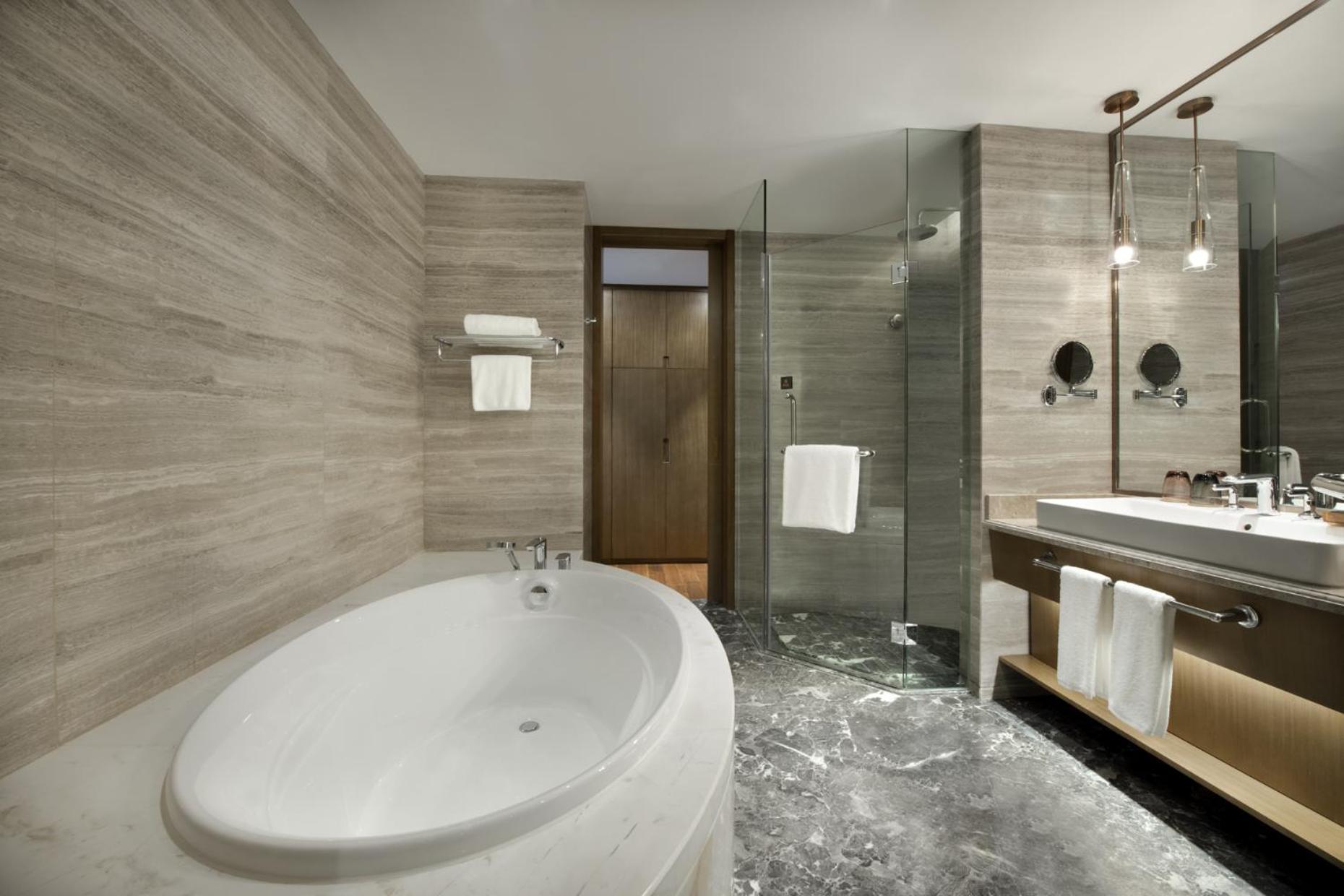 Grand Barony Qingdao Airport Hotel Exterior photo